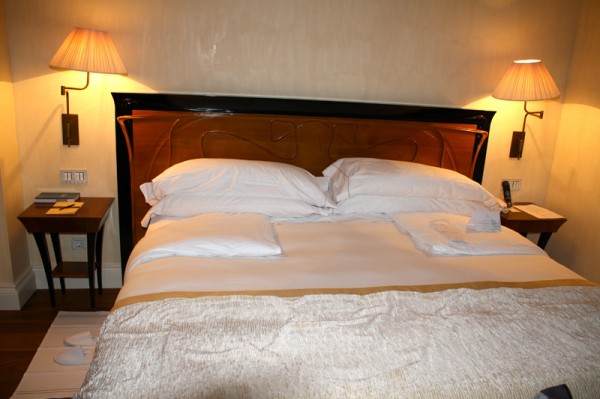 Barcelona Trip Day 1 Very Comfy Bed at Gran Hotel La Florida