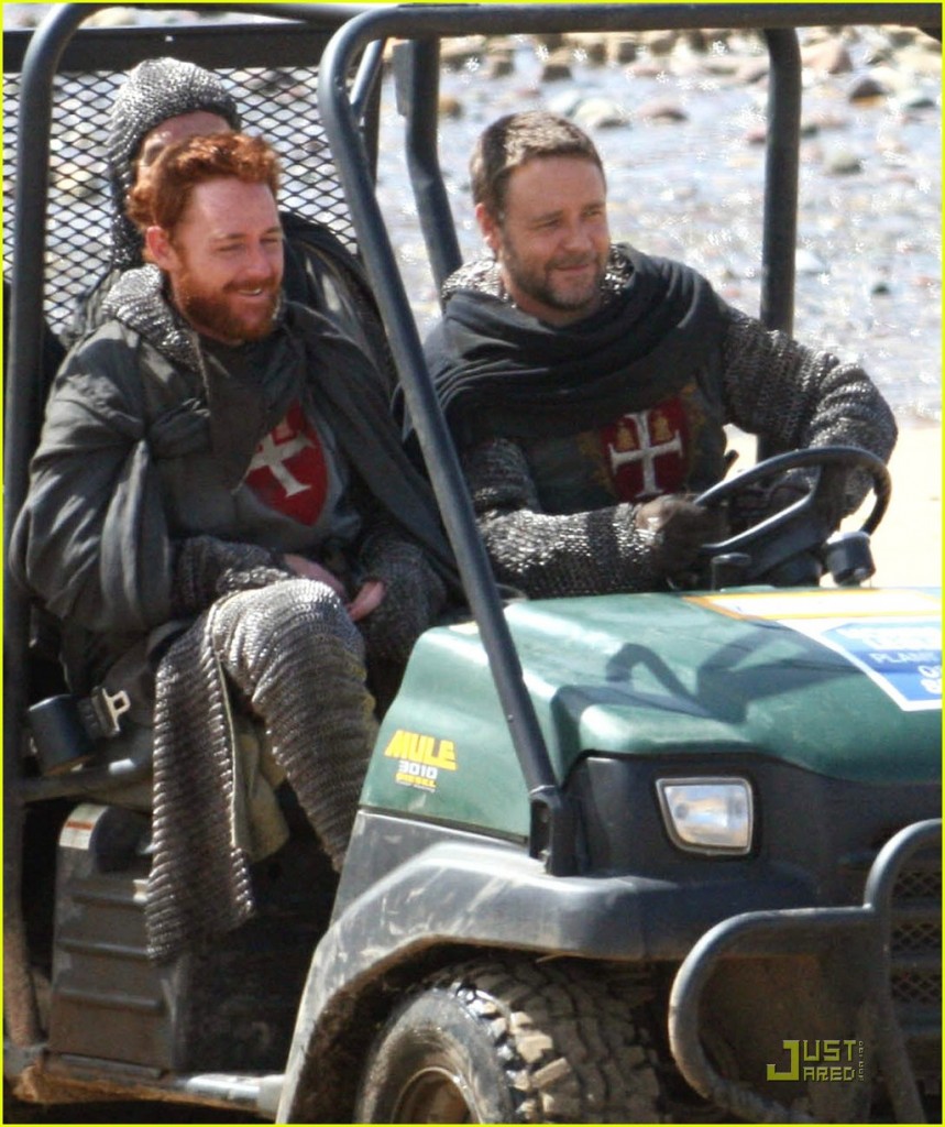 russell-crowe-robin-hood-set-02