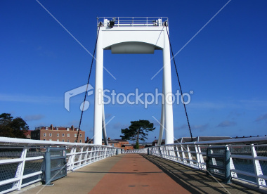 ist2_7469871-forton-creek-folding-bridge-against-blue-sky