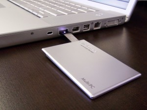 traveler-plugged-in-1 traveler-plugged-in-1