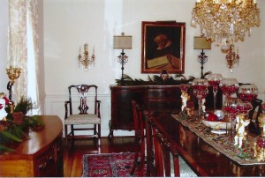 Smith Family Room Before 2