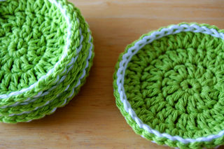 Crochet coasters2009-01-11